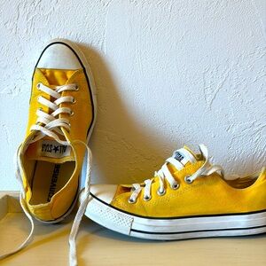 Converse chuck taylor low top